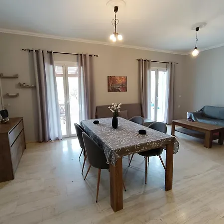 Corfu Pintsis House 2 * Kompítsion