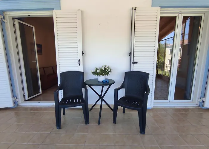 펜션 Corfu Pintsis House 2 *